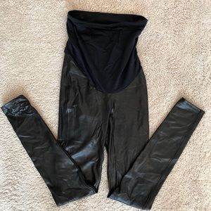 Maternity faux leather spanx black small GUC